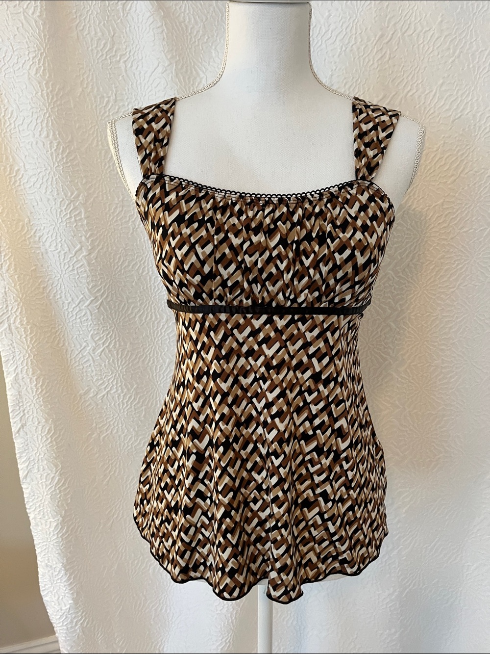 Geometric Print Tank Top in Brown, Black & White